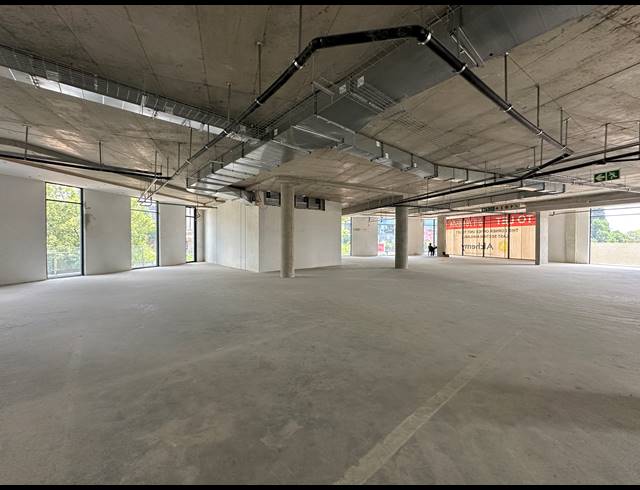 735M² OFFICE TO LET IN SANDTON CENTRAL